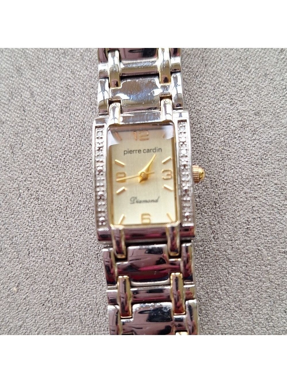 Pierre Cardin Diamond watch works well in great condition